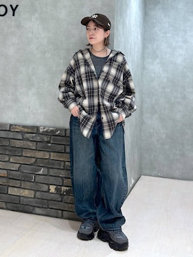 「PBLIM（ページボーイリム）の《UNISEX》スラブブリーチデニム（デニムパンツ）」を使った、ぬまさん（レディース・156cm）の秋コーディネート