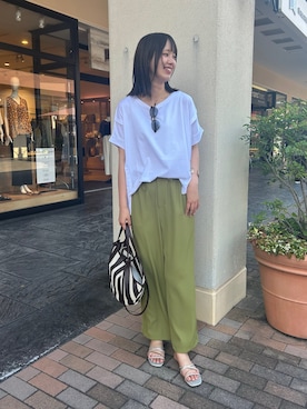 「Jena espace merveilleux（ジェナ　エスパスメルヴェイユ）のリラックスカットソー（Tシャツ/カットソー、ホワイト系）」を使った、らむしさん（レディース・171cm）の夏コーディネート
