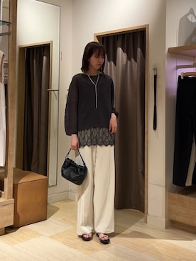 「Jena espace merveilleux（ジェナ　エスパスメルヴェイユ）のペーパーヤーンルーズニット（ニット/セーター、グレー系）」を使った、らむしさん（レディース・171cm）の春コーディネート