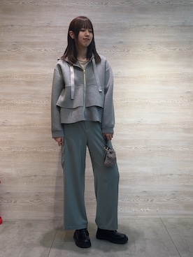 「アイテム（パーカー）」を使った、らむしさん（レディース・171cm）の秋コーディネート