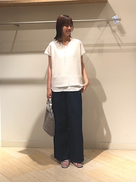 「Jena espace merveilleux（ジェナ　エスパスメルヴェイユ）のカタアゼフレンチニット（ニット/セーター、ホワイト系）」を使った、らむしさん（レディース・171cm）の夏コーディネート