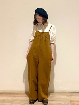 「キャメル」｜「アイテム（オールインワン・サロペット）」を使った、ayamiさん（レディース・153cm）の秋コーディネート