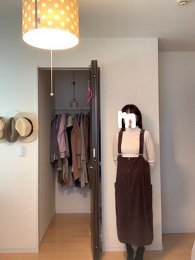 「ニット/セーター」｜「アイテム（ジャンパースカート）」を使った、komameさん（レディース・150cm）の秋コーディネート