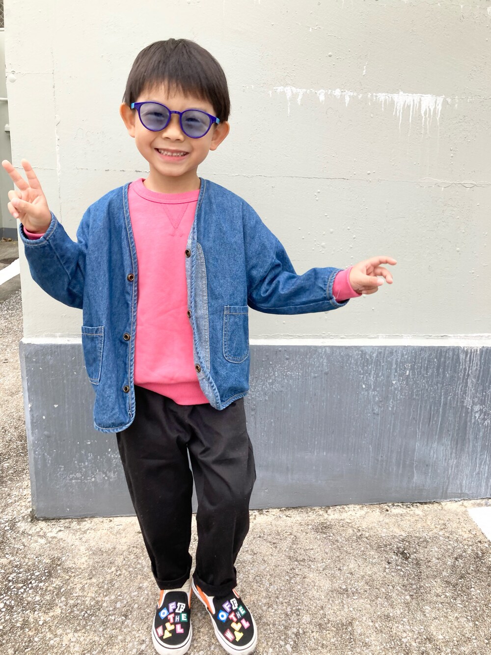 「秋服、GUコーデ、5歳」｜「GUのアイテム（パンツ、ブラック系）」を使った、Shuta.さん（キッズ・110cm）の秋コーディネートの1枚目の写真