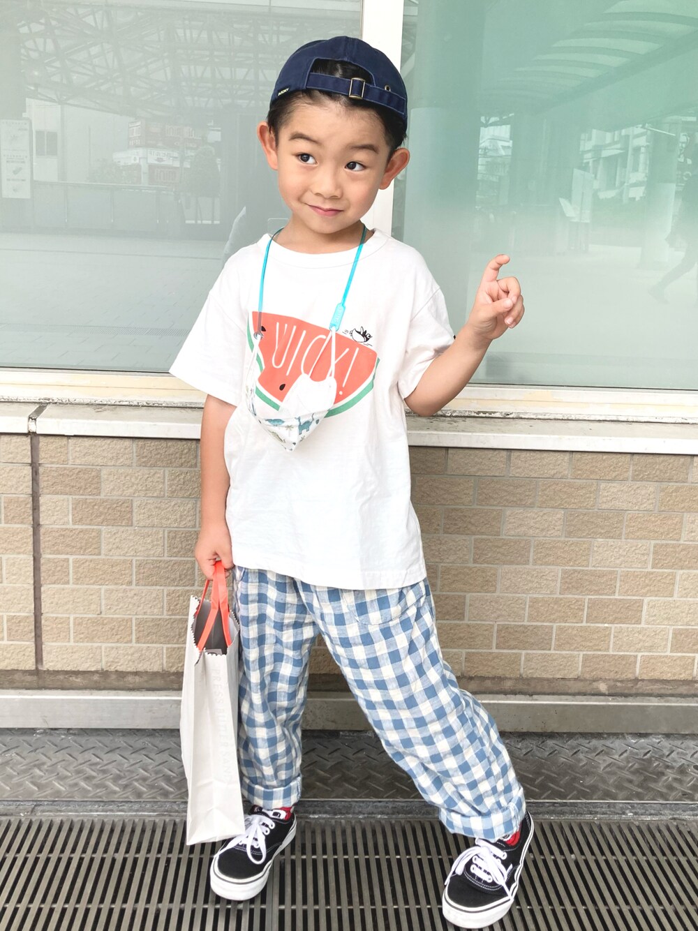 「キッズコーデ、男の子コーデ」｜「ZOZOのアイテム（Tシャツ/カットソー、ホワイト系）」を使った、Shuta.さん（キッズ・90cm）の夏コーディネートの1枚目の写真