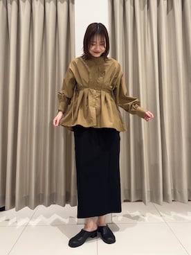 「アイテム（スリッポン）」を使った、おはねさん（レディース・168cm）の秋コーディネート