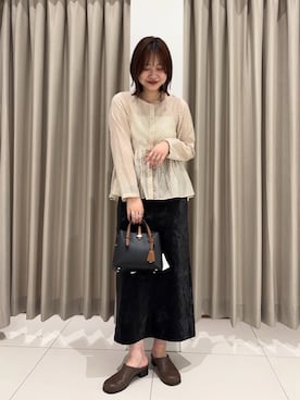 「アイテム（スリッポン）」を使った、おはねさん（骨格ストレート・レディース・168cm）の秋コーディネート