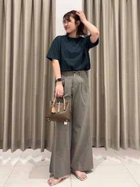 「イエベ」｜「アイテム（スラックス）」を使った、おはねさん（レディース・168cm）の夏コーディネート