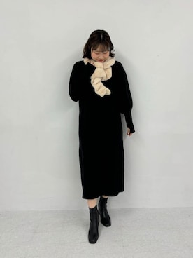「アイテム（マフラー）」を使った、おはねさん（レディース・168cm）の秋コーディネート
