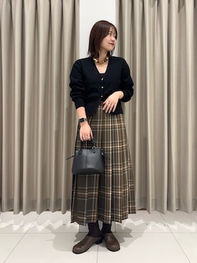 「アイテム（スリッポン）」を使った、おはねさん（レディース・168cm）の秋コーディネート