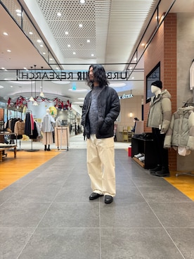 「URBAN RESEARCH（アーバンリサーチ）のアイテム（ダウンジャケット/コート）」を使った、アライさん（メンズ・180cm）の秋コーディネート