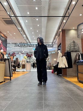 「URBAN RESEARCH（アーバンリサーチ）のアイテム（パーカー）」を使った、アライさん（メンズ・180cm）の冬コーディネート