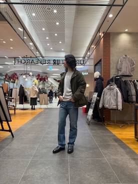「アーバンリサーチ」｜「アイテム（ミリタリージャケット）」を使った、アライさん（メンズ・180cm）の冬コーディネート