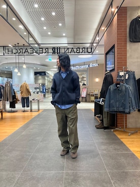 「アイテム（カーディガン/ボレロ）」を使った、アライさん（メンズ・180cm）の冬コーディネート