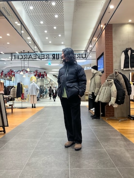 「URBAN RESEARCH（アーバンリサーチ）のアイテム（スラックス）」を使った、アライさん（メンズ・179cm）の秋コーディネート