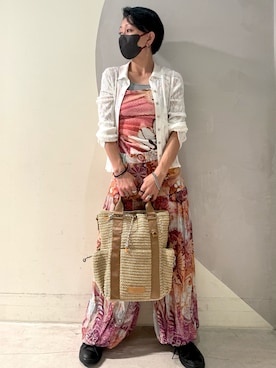 「Desigual（デシグアル）のビッグフラワープリントリブキャミソール（Tシャツ/カットソー、その他）」を使った、Desigual銀座STAFFさん（メンズ・178cm）の春コーディネート