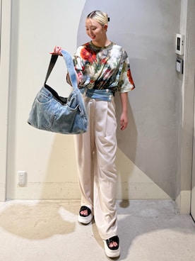 「アイテム（サンダル）」を使った、Desigual銀座STAFFさん（レディース・166cm）の夏コーディネート
