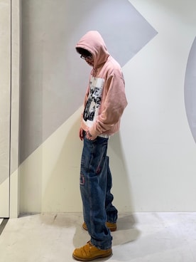 「Desigual（デシグアル）のアイテム（パンツ）」を使った、Desigual銀座STAFFさん（メンズ・180cm）の冬コーディネート