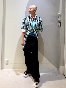 「スラックス」｜「アイテム（ワンピース/ドレス）」を使った、Desigual銀座STAFFさん（レディース・166cm）の夏コーディネート