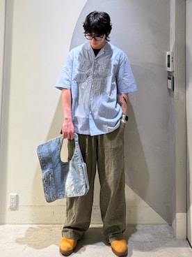 「アイテム（ハンドバッグ）」を使った、Desigual銀座STAFFさん（メンズ・180cm）の秋コーディネート