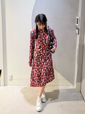 「ニット/セーター」｜「アイテム（ワンピース/ドレス）」を使った、Desigual銀座STAFFさん（レディース・157cm）の秋コーディネート