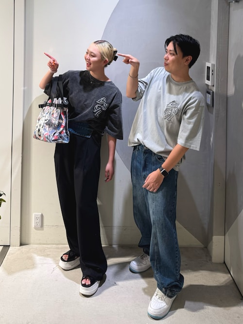 新品✨タグ付き♪デシグアル　ミッキーマウス　綿素材　着心地◎ Tシャツ　大特価 Desigual（デシグアル） tシャツ ミッキーマウスパッチワークTシャツ