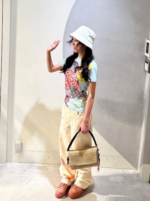 Desigual tシャツ NATURELACROIX アンダーシー フラワー Tシャツ