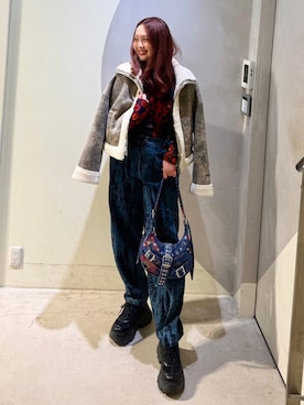 「PAGEBOY（ページボーイ）のアイテム」を使った、Desigual銀座STAFFさん（レディース・166cm）の秋コーディネート