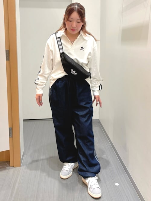 adidasアディカラー ルーズ トラックパンツ デニム ストーン