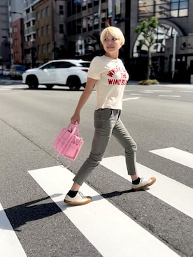 「金髪」｜「アイテム（ベージュ系）」を使った、kyokoroseさん（レディース・157cm）の秋コーディネート