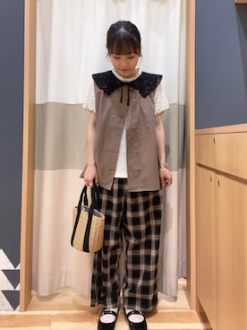 「アイテム（付け襟）」を使った、あずまみかさん（レディース・153cm）の春コーディネート