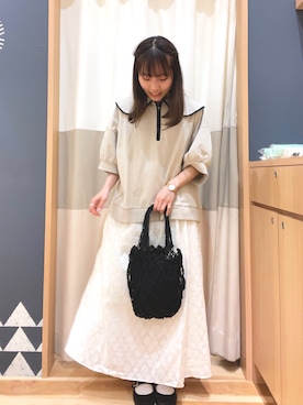 「襟付きトップス」｜「アイテム（ワンピース/ドレス）」を使った、あずまみかさん（レディース・153cm）の春コーディネート