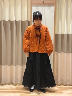 「アイテム（ノーカラージャケット、オレンジ系）」を使った、あずまみかさん（レディース・153cm）の秋コーディネート