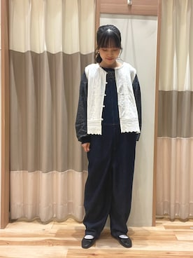「Samansa Mos2（サマンサ モスモス）のアイテム（サロペット/オーバーオール）」を使った、あずまみかさん（レディース・153cm）の秋コーディネート