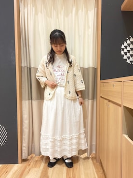 「オールホワイト」｜「アイテム（その他）」を使った、あずまみかさん（レディース・153cm）の春コーディネート