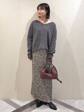 「アイテム（チョーカー）」を使った、ノノカさん（レディース・156cm）の秋コーディネート