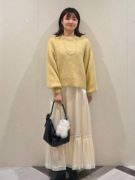 「アイテム（キーホルダー、ホワイト系）」を使った、ノノカさん（レディース・156cm）の秋コーディネート