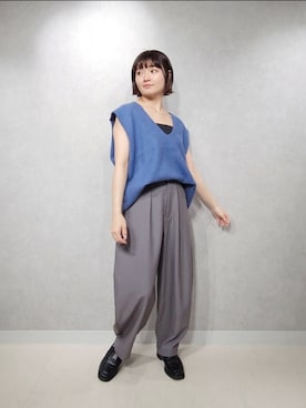 「アパートバイローリーズ」｜「アイテム（ローファー）」を使った、ノノカさん（レディース・156cm）の秋コーディネート