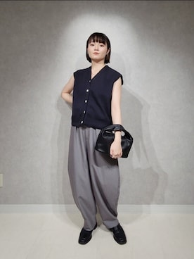 「アパートバイローリーズ」｜「アイテム（スラックス）」を使った、ノノカさん（レディース・156cm）の夏コーディネート