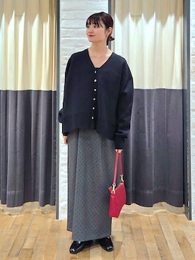 「アイテム（シュシュ）」を使った、ノノカさん（レディース・156cm・20代）の秋コーディネート