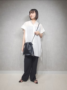 「アパートバイローリーズ」｜「アイテム（スラックス）」を使った、ノノカさん（レディース・156cm）の夏コーディネート