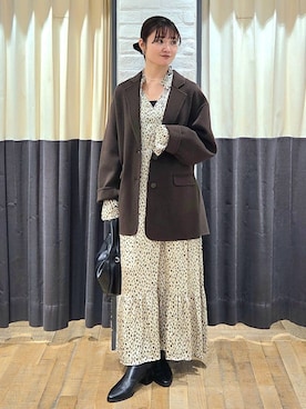 「アイテム（シュシュ）」を使った、ノノカさん（レディース・156cm・20代）の秋コーディネート