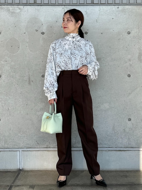 ROPE'（ロペ） パンツ センタープレスギャバタックパンツ レディース