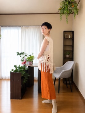 「SHIPS（シップス）のアイテム（スカート、オレンジ系）」を使った、モモセアオさん（レディース・156cm）の春コーディネート