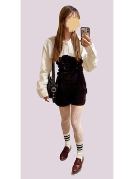 「アイテム（サロペット/オーバーオール）」を使った、cursedbypinkさん（レディース・155cm）の秋コーディネート