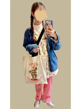 「アイテム（エコバッグ/サブバッグ）」を使った、cursedbypinkさん（レディース・155cm）の秋コーディネート