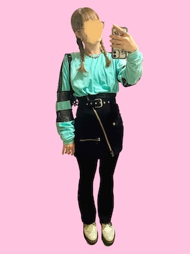 「VINTAGE（ヴィンテージ）のアイテム（トップス）」を使った、cursedbypinkさん（レディース・155cm）の秋コーディネート