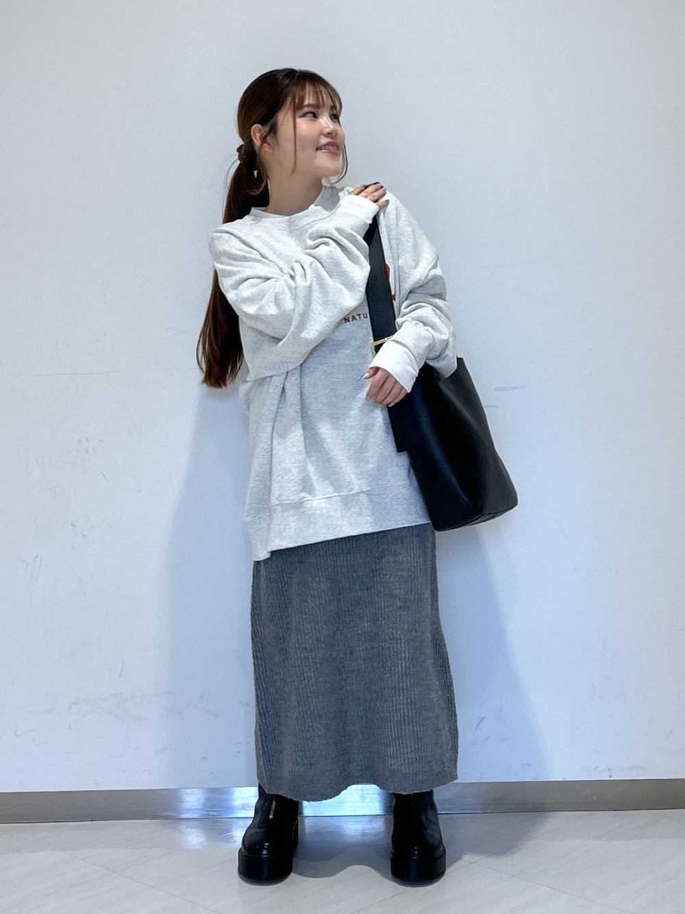 ハーフジップニット×ナロースカートセットアップを使った人気