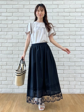 「couture brooch（クチュールブローチ）の【接触冷感・UVカット・洗える】リボン ロゴTシャツ（Tシャツ/カットソー、グレー系）」を使った、habaさん（レディース・155cm）の夏コーディネート