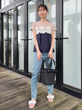 「couture brooch（クチュールブローチ）の【UVカット・接触冷感・洗える】レース バルーントップス（Tシャツ/カットソー、ブルー系）」を使った、habaさん（レディース・155cm）の夏コーディネート
